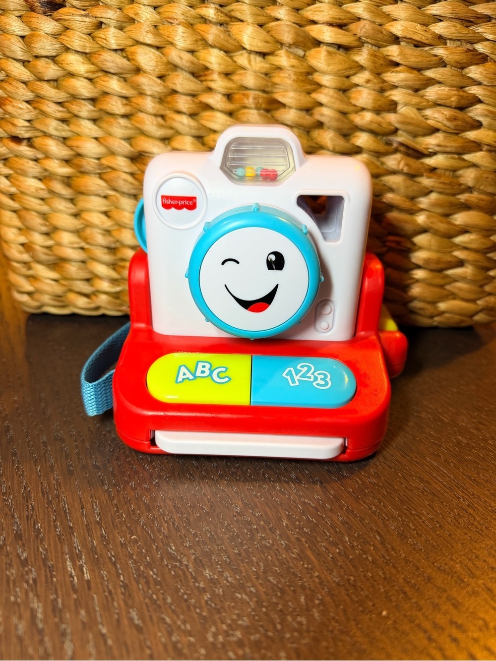 Fisher-Price Click and Learn Instant Toy Camera with light and sounds